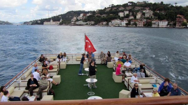 Istanbul:Discover Istanbuls Charm Half Day Afternoon Cruise - Tips for a Great Cruise
