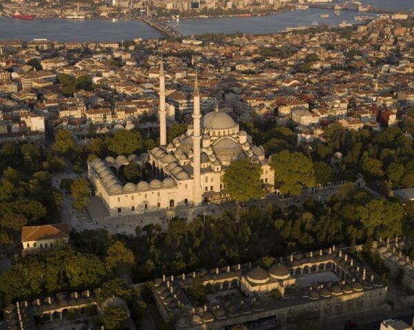 Istanbuls Fatih District: 3-Hour Tour With Entrance Fees - What to Expect