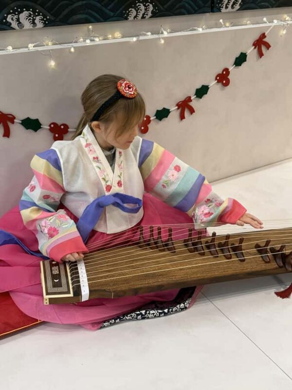 Itaewon Seoul: Gayageum Class with Hanbok Photo Session - Final Thoughts