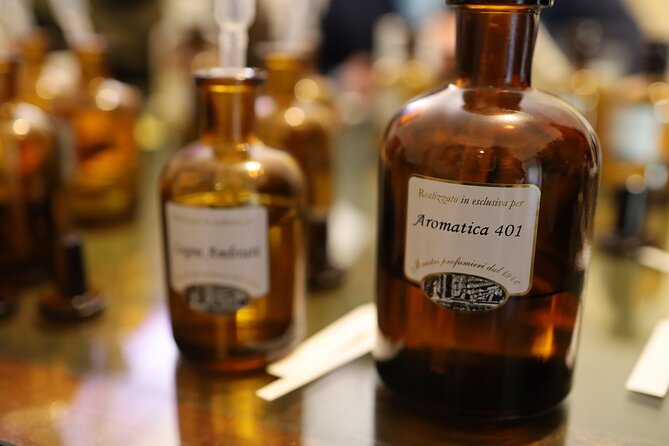 Italian Perfume Workshop in Milan - Meeting and Pickup Details