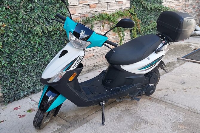 Italika D125 Private Scooter Rental in Tulum - Overview and Operator Information
