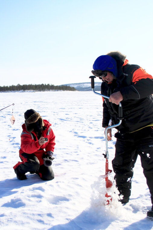 Ivalo: Ice Fishing Tour to Lake Inari, Reindeers & Lunch - Why This Tour Is Worth Considering