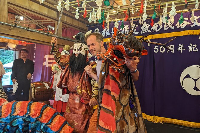 Iwami Kagura Viewing and Mini-experience - Costume and Makeup