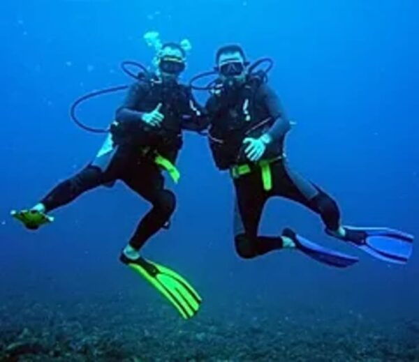 Ixtapa: Underwater Adventures in Zihuatanejo - Thrilling Night Diving Excursions