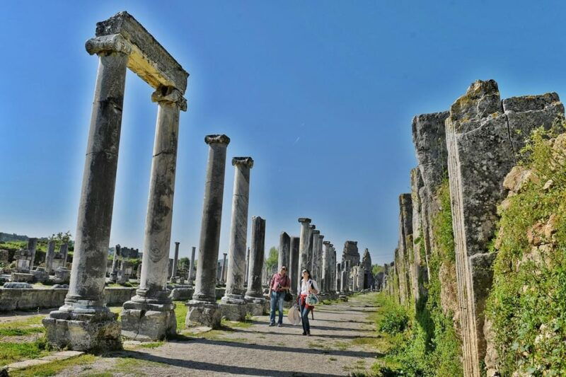 Izmir: Pergamum Tour with Private Guide & Van - The Itinerary in Detail: What You’ll Experience