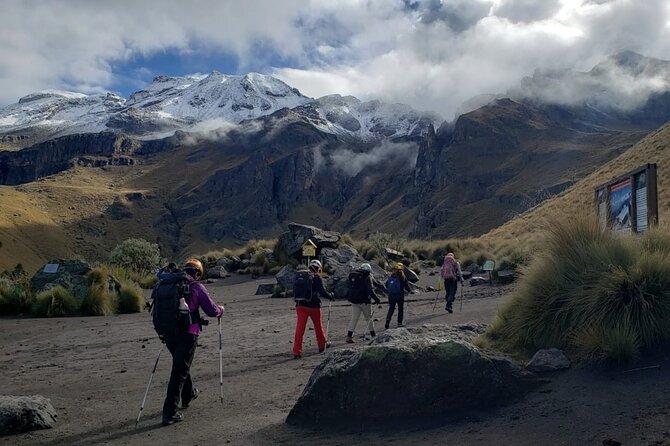 Iztaccíhuatl Volcano Hiking Tour From Puebla (Private) - Selecting Date and Travelers