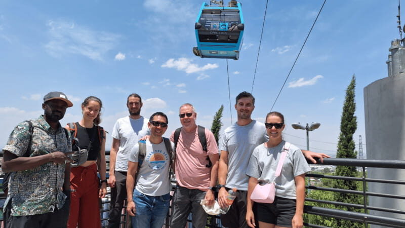 Iztapalapa: Cable Car Tour and Urban Art from the Heights - An Introduction to the Tour Experience