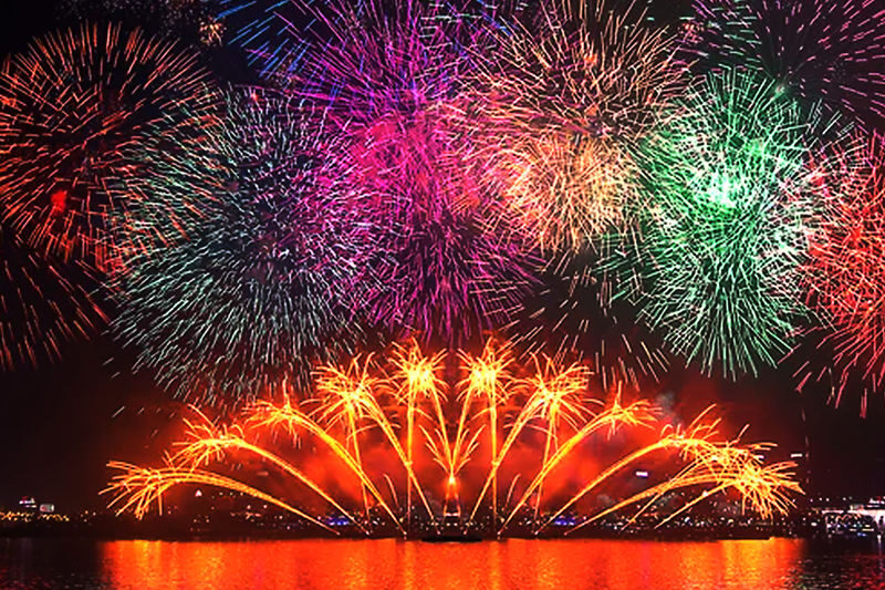 Izu Mt. Omuro & Atami Fireworks Small-Group Day Tour - At a glance