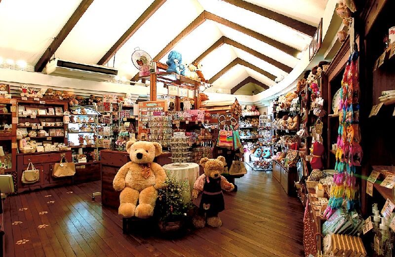 Izu Teddy Bear Museum Admission Ticket - How long to allow, and what the ticket covers