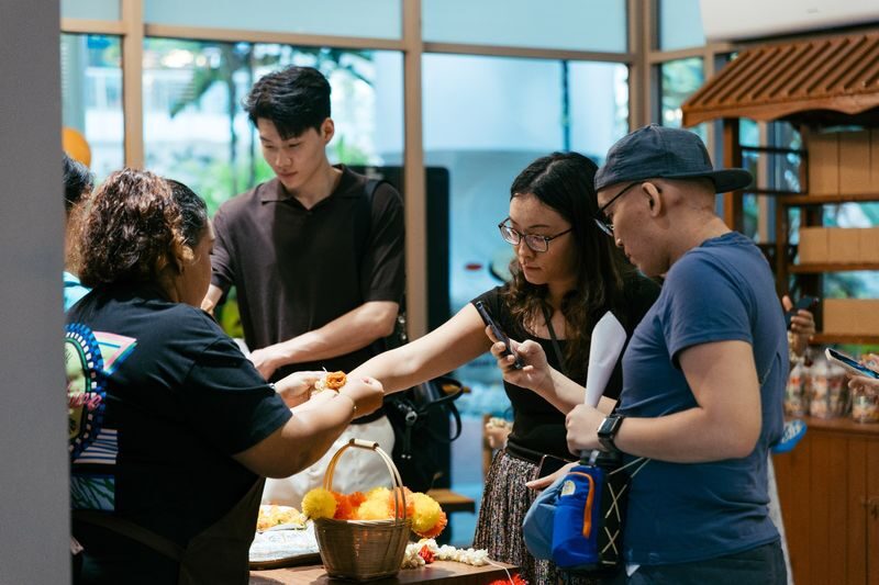 J.I.A.K 99 Classic Hawker Experience Ticket in Singapore - Tingkat tastings: check your ticket first