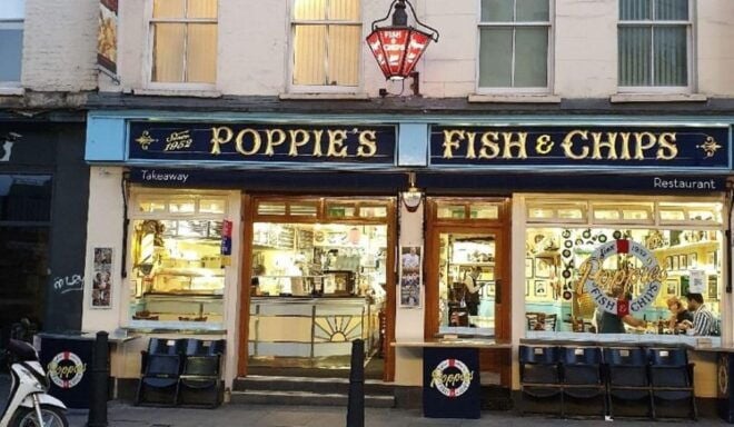 Jack the Ripper Murder Express Walk + East End Fish & Chips - Meeting Point and Accessibility