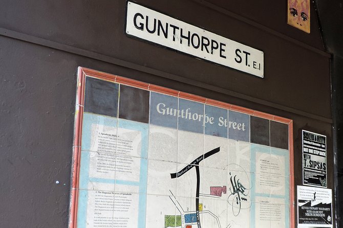 Jack the Ripper Tour - Meeting and Pickup