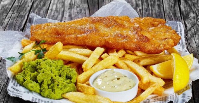 Jack the Ripper Walks + Expert Ripperologist + Fish & Chips - Tour Features