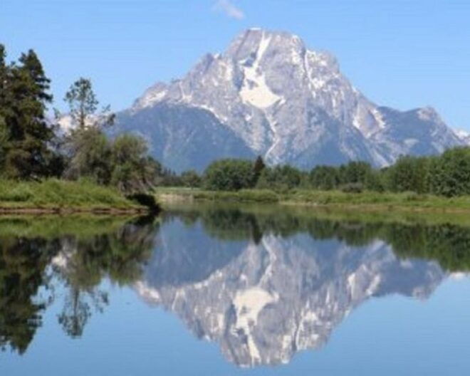 Jackson Hole: Yellowstone Lower Loop Upper Loop 2-Day Tour - Inclusions and Amenities
