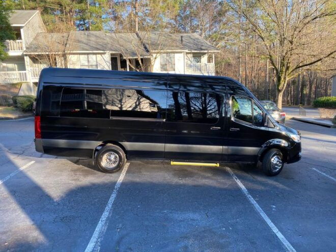 Jacksonville Airport (JAX): Transfer to Carnival Cruise Port - Reliable and Professional Drivers