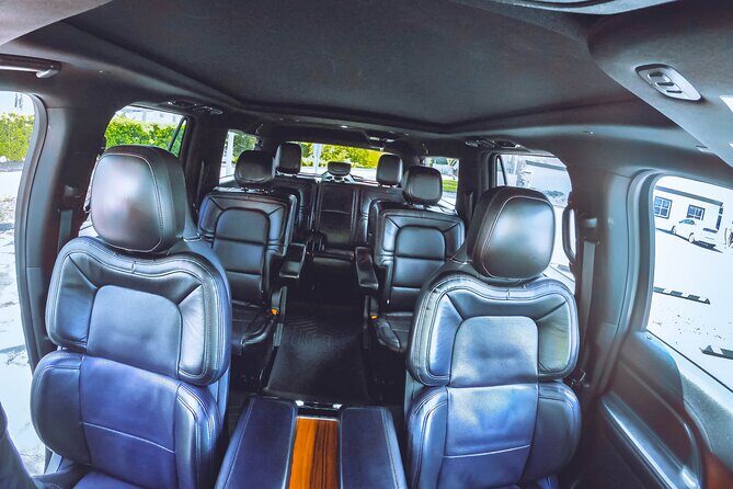 Jacksonville Airport Private Lux Car Transfer to Downtown Hotels - Good To Know