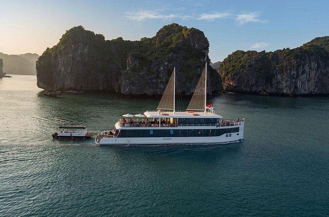 Jade Sails Luxury Day Tour in Halong and Lan Ha Bay - What Makes This Tour Stand Out