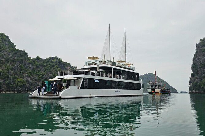 Jade Sails Luxury Day Tour in Halong and Lan Ha Bay - Who Is This Tour Best For?