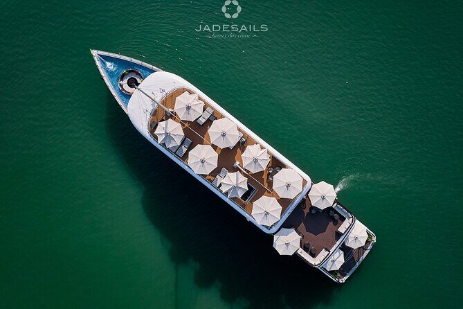 JadeSails Cruise Discover Lan Ha Bays Beauty from Halong City - Discover the Natural Beauty of Lan Ha and Halong Bays with JadeSails Cruise