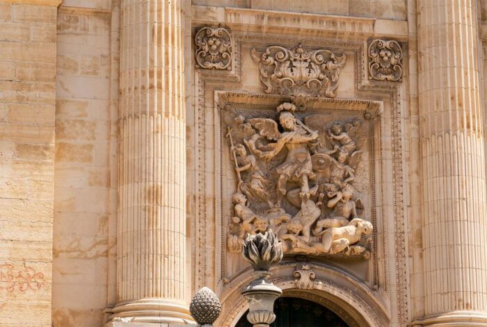 Jaén: 3 Hour Tour, Cathedral, Arab Baths + Olive Oil Tasting - The Olive Oil Experience
