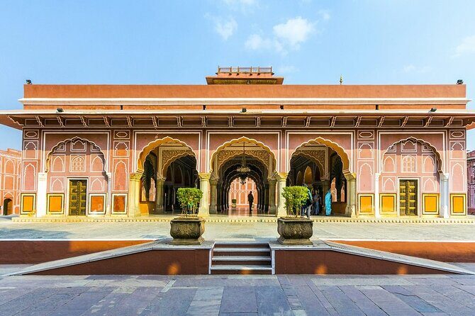 Jaipur 2-Day Tour with Monkey Temple & Abhaneri Stepwell - Who Should Consider This Tour?