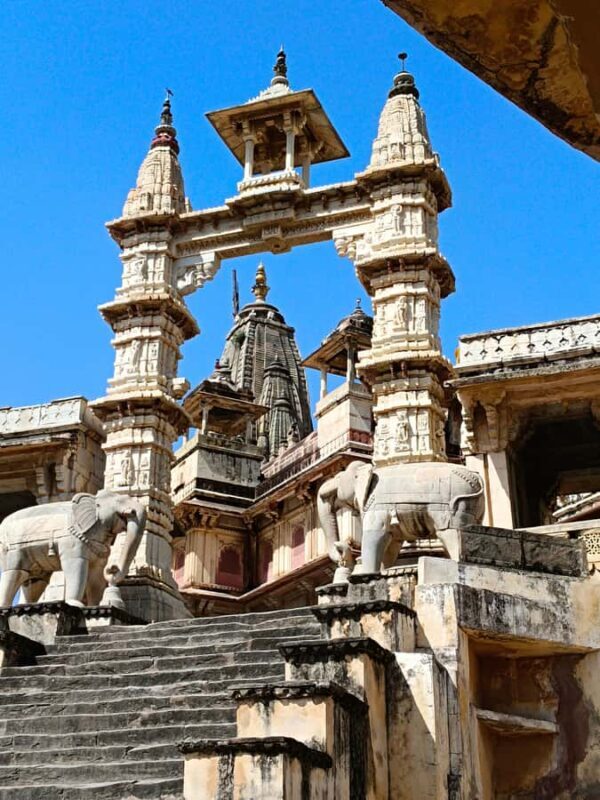 Jaipur: 4-hour Morning Tuk Tuk Tour Local Life With Temple - Good To Know