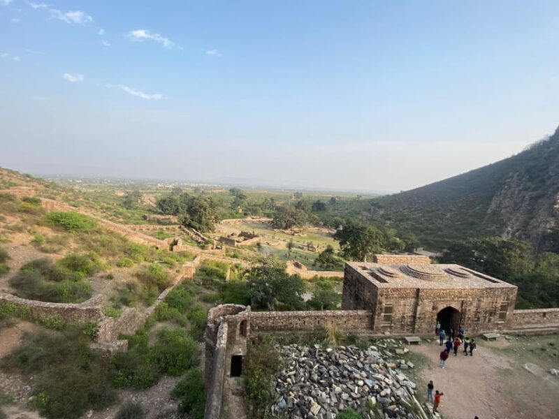 Jaipur: Abhaneri Step Wells & Haunted Bhangarh Day Tour - FAQs