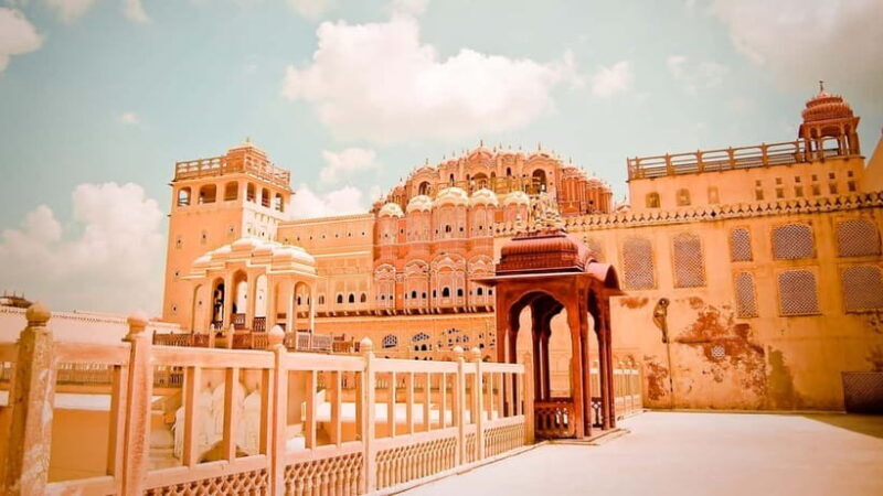 Jaipur: Amber Fort, City Palace, and Jantar Mantar Tour - An In-Depth Look at the Jaipur Tour Experience