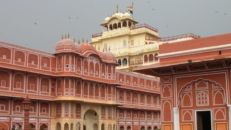 Jaipur: Amber Fort, City Palace, and Jantar Mantar Tour - FAQ