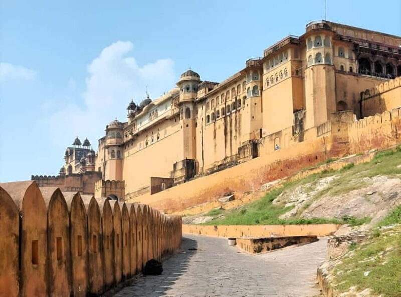 Jaipur: Amber Fort Heritage Walking Tour with Guide - Good To Know