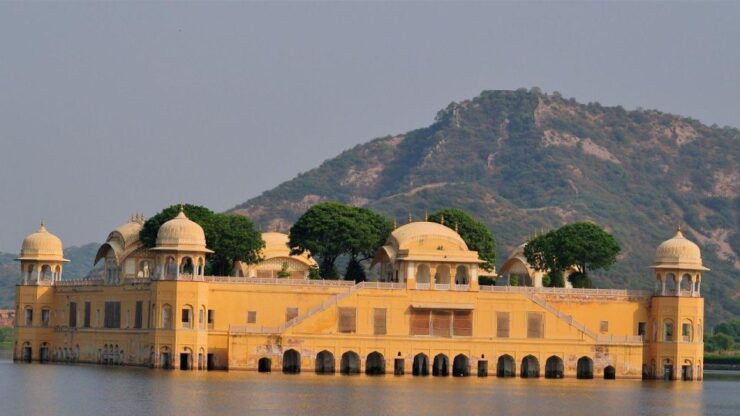 Jaipur: Amber Fort, Jal Mahal and Hawa Mahal Private Tour - Places to Visit