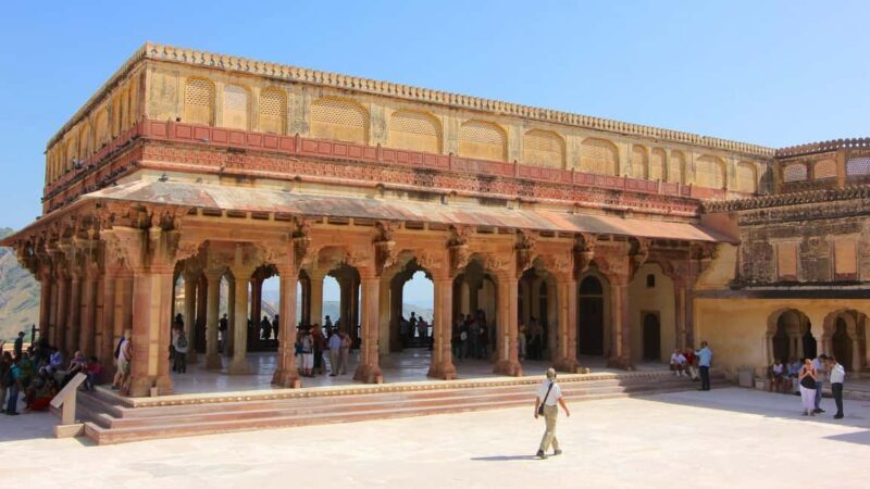 Jaipur: Amber Fort Private Tour with Skip-the-Line Entry - Who Should Consider This Tour?