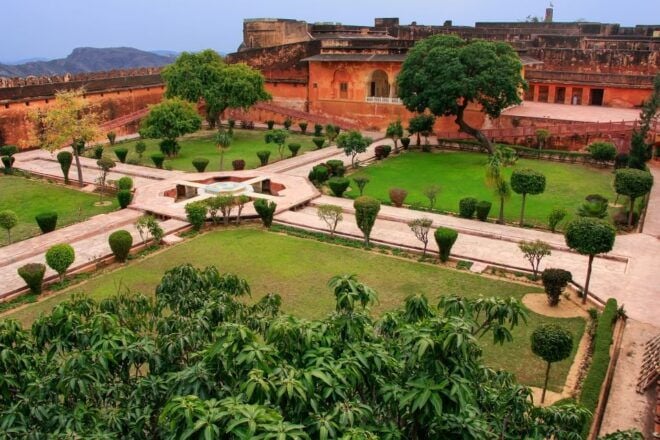 Jaipur Amer Fort, Jal Mahal & Stepwell Private Half-Day Tour - Amer Fort
