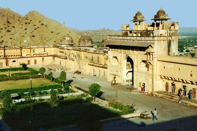 Jaipur Day Trip From Delhi by Private Taxi - Inclusions and Exclusions