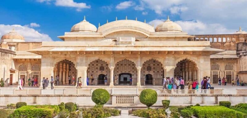 Jaipur Day Trips: Forts, Palaces & Stepwell Tour with Guide - Introduction to the Jaipur Day Trip