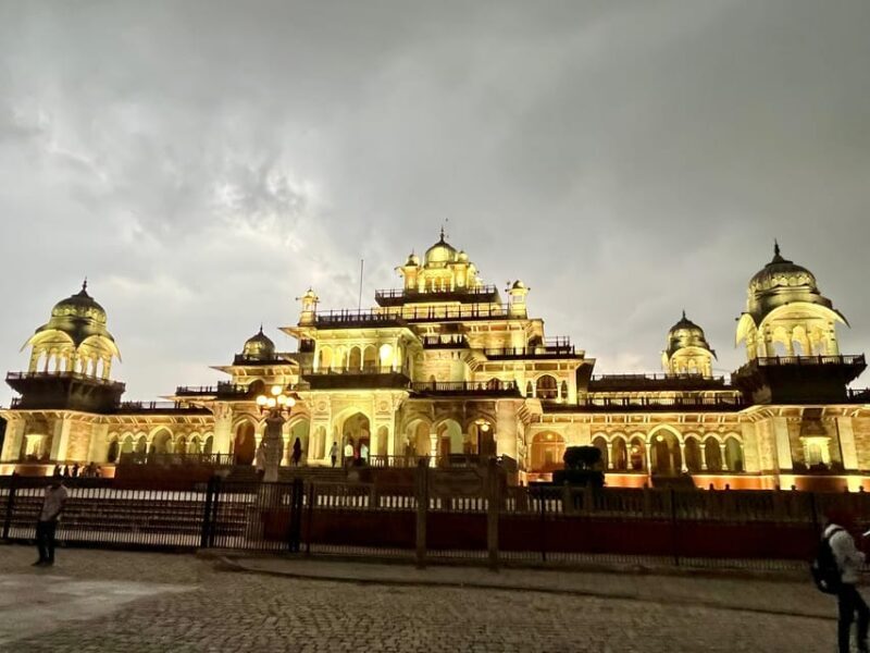 Jaipur: Evening City Tour In Open Jeep - FAQ