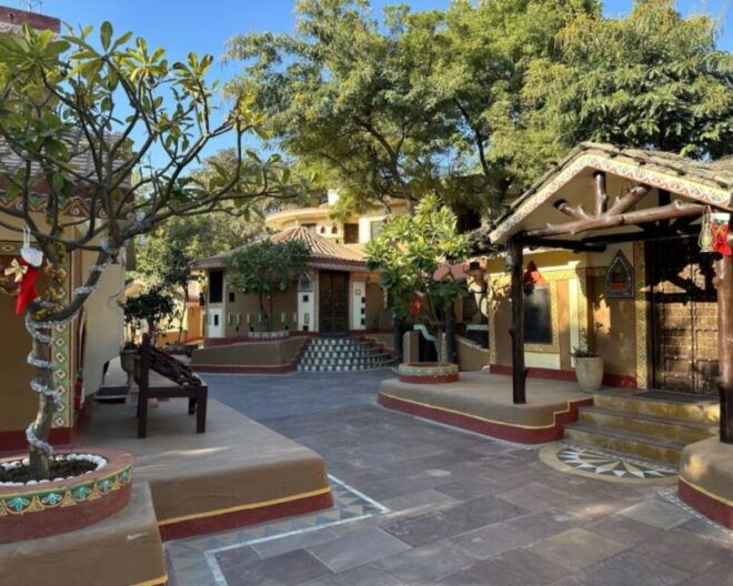 Jaipur: Evening Tour and Dinner at Chokhi Dhani - Booking Information