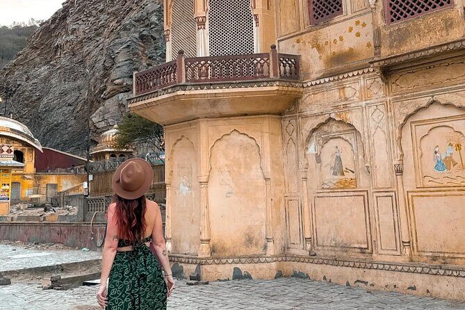 Jaipur Evening Tour with a Visit to the Monkey Temple - Experiencing Traditional Crafts & Sacred Sites