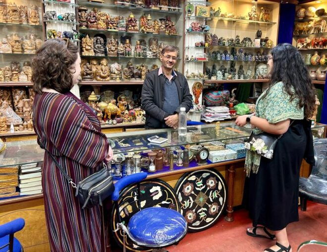 Jaipur: Exclusive Private Shopping Tour With Pick-Up & Drop - Inclusions and Important Information