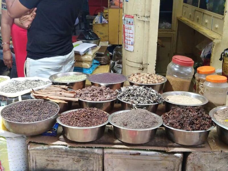 Jaipur: Food Tour and Bollywood Movie Experience - Who Should Consider This Tour?