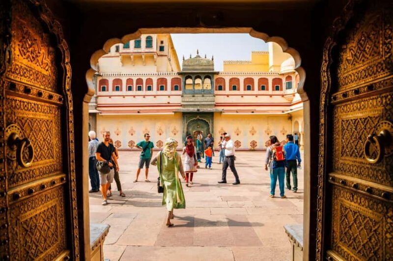 Jaipur: Full Day City Sightseeing Tour with Car and Guide - Who Will Love This Tour?