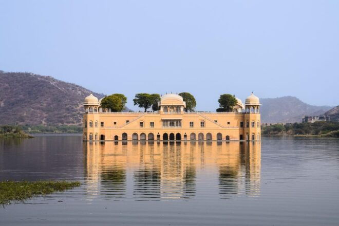 Jaipur: Full Day City Tour by Car With Guide - Tour Highlights and Attractions