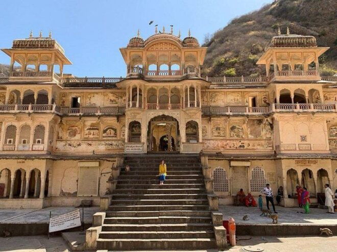 Jaipur: Full Day Jaipur Sightseeing Tour With Guide by Car - Experience
