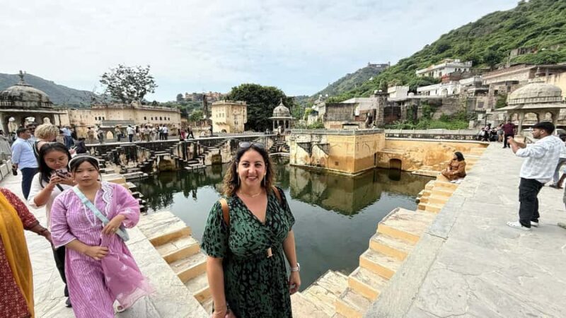 Jaipur: Full Day Sightseeing Tour by Private Car with Guide - Exploring Jaipur in Comfort and Style