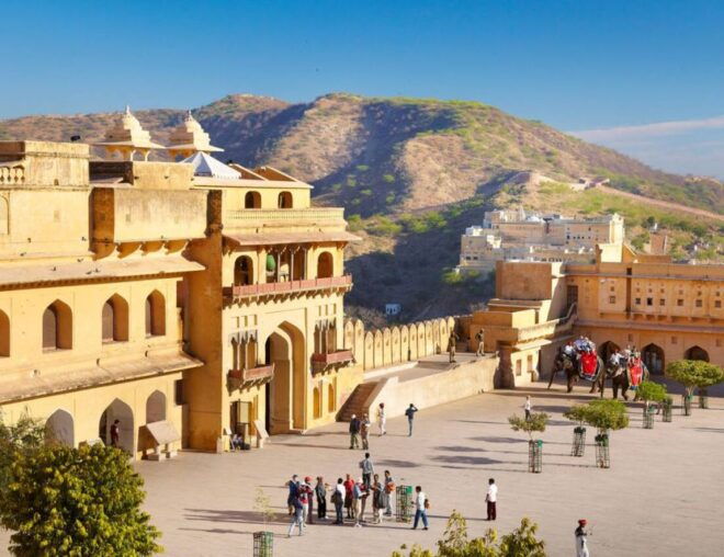 Jaipur: Guided Heritage Walking Tour Explore Local Market - Activity Description