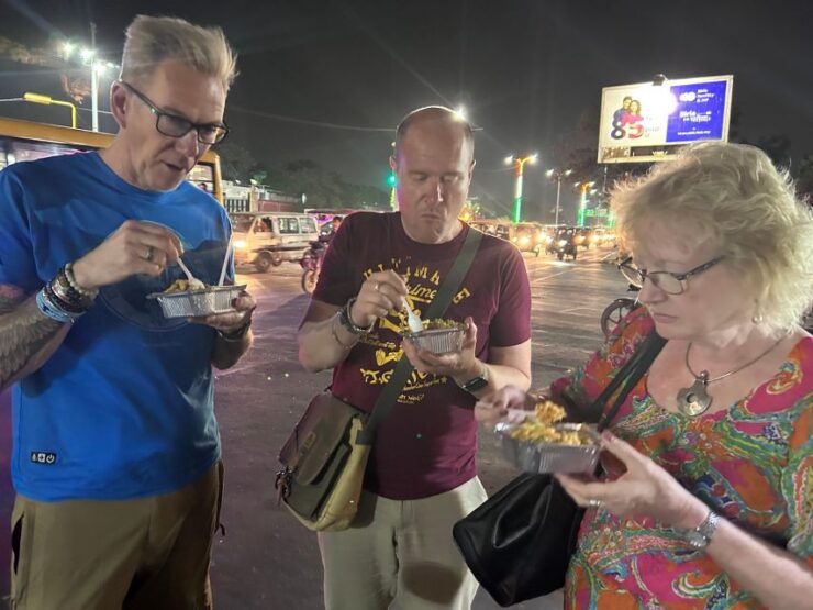 Jaipur: Guided Night Tour With Optional Food Tasting - Good To Know