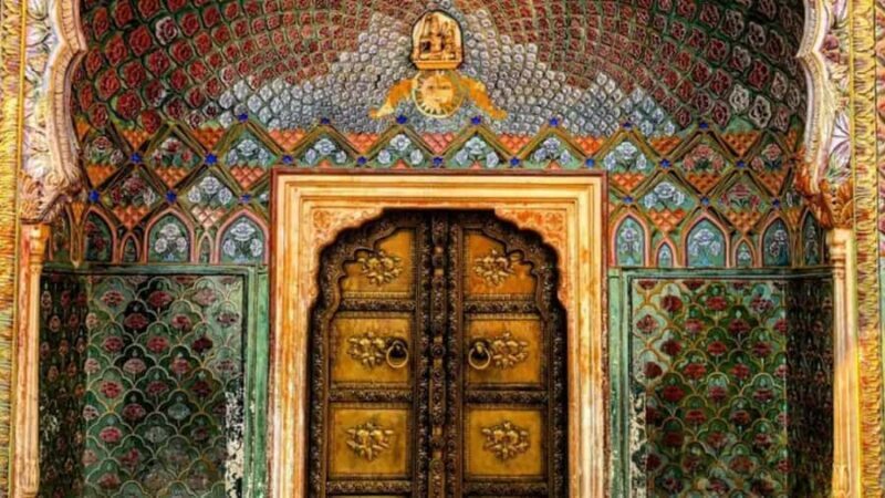 Jaipur: Hawa Mahal, Palace Guided Tour with Entry Ticket - Analyzing Value and Practicality