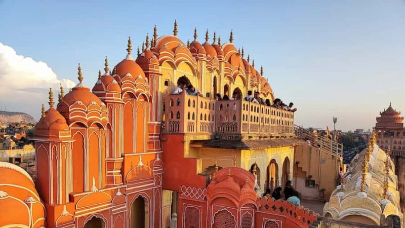 Jaipur: Hawa Mahal, Palace Guided Tour with Entry Ticket - Who Will Love This Tour?