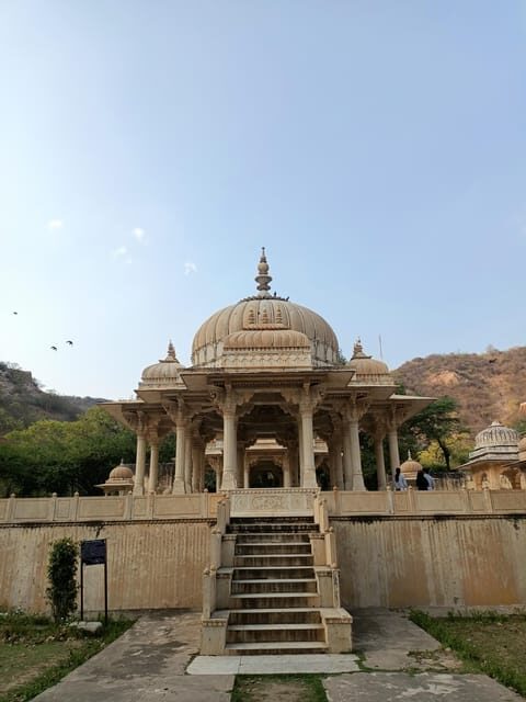 Jaipur Heritage: Day Tour By Tuk Tuk & Local Food With Guide - FAQ