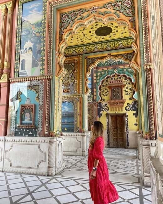 Jaipur Highlights: Amber Fort, City Palace, Jantar Mantar - Jal Mahal: A Photo-Perfect Moment